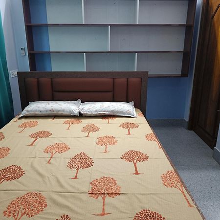 אגרטלה Ujjayanta Homestay מראה חיצוני תמונה