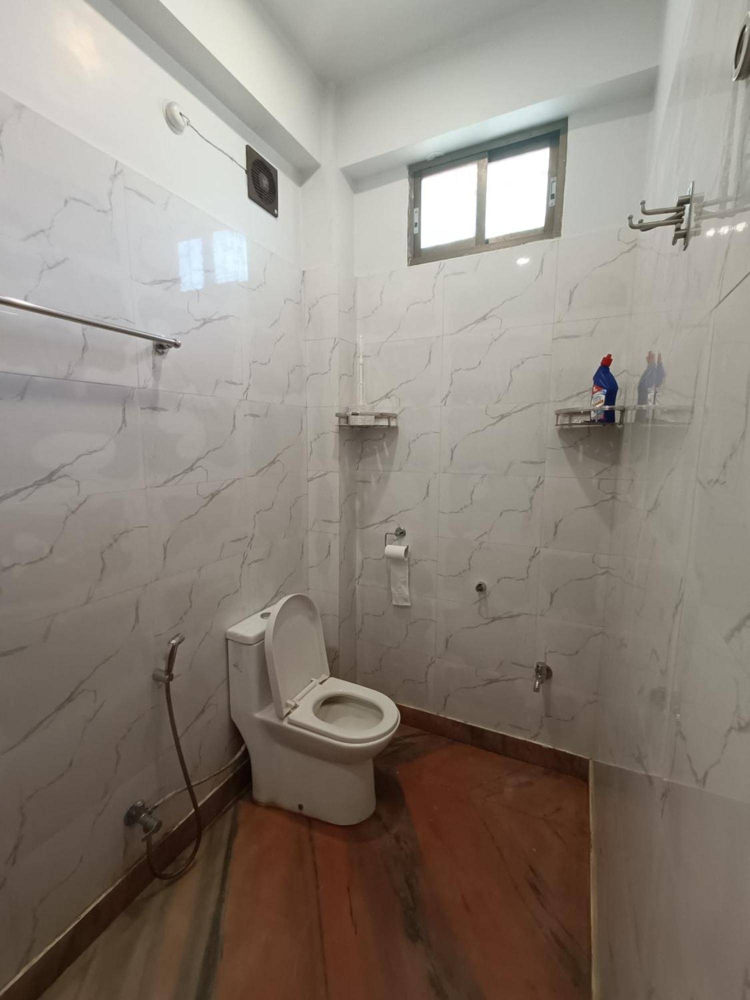 אגרטלה Ujjayanta Homestay מראה חיצוני תמונה